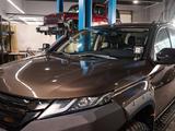 Крепление фар на капот для Митсубиси Л200 2019-2022 за 55 300 тг. в Алматы
