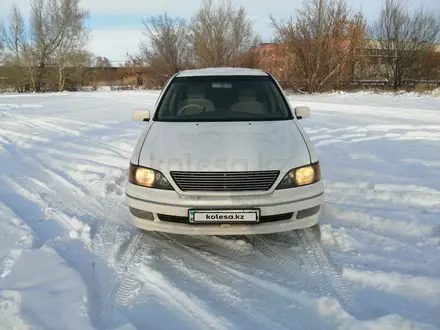 Toyota Vista 1999 года за 2 500 000 тг. в Усть-Каменогорск – фото 2