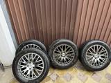 Зимние шины с дисками Yokohama за 300 000 тг. в Атырау – фото 2