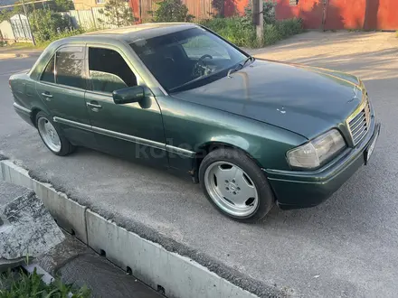 Mercedes-Benz C 200 1994 года за 2 500 000 тг. в Алматы – фото 3