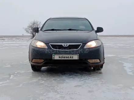 Daewoo Gentra 2014 года за 3 885 991 тг. в Уральск – фото 6