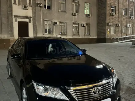 Toyota Camry 2014 года за 10 000 000 тг. в Балхаш – фото 2