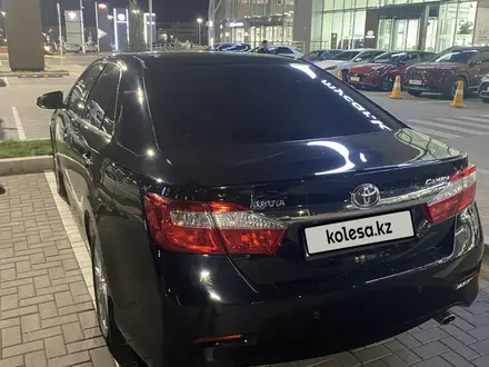 Toyota Camry 2014 года за 10 000 000 тг. в Балхаш – фото 6