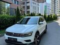 Volkswagen Tiguan 2018 годаfor12 500 000 тг. в Тараз