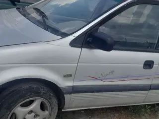 Mitsubishi Space Runner, 1992