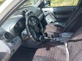 Toyota RAV4 2003 года за 5 300 000 тг. в Актобе – фото 2