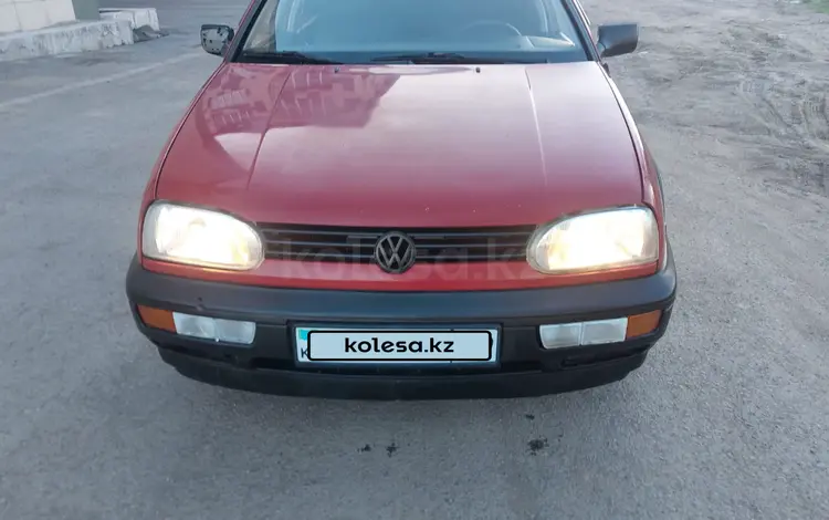 Volkswagen Golf 1994 годаүшін2 100 000 тг. в Караганда