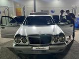 Mercedes-Benz E 280 1996 годаүшін2 200 000 тг. в Алматы
