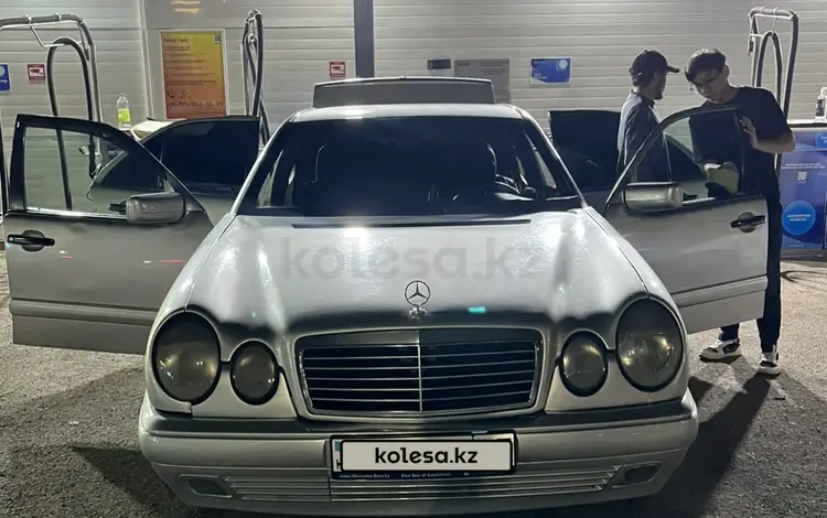 Mercedes-Benz E 280 1996 годаүшін2 200 000 тг. в Алматы