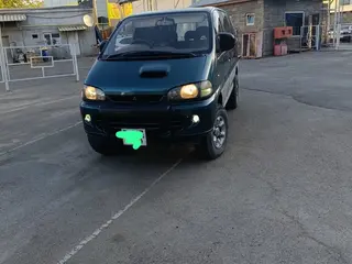 Mitsubishi Delica