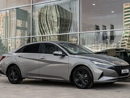 Hyundai Elantra 2022 года за 10 400 000 тг. в Астана – фото 3