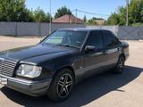 Mercedes-Benz E 280 1994 года за 2 800 000 тг. в Алматы