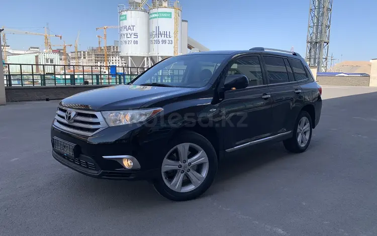 Toyota Highlander 2012 года за 13 500 000 тг. в Атырау