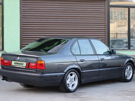 BMW 525 1990 года за 2 900 000 тг. в Шымкент – фото 4
