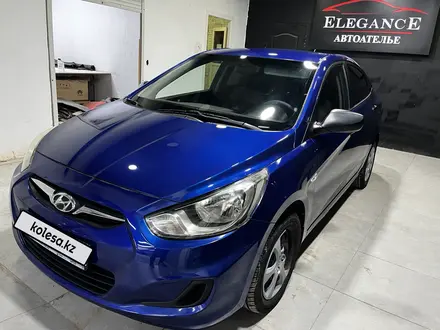 Hyundai Accent 2014 года за 5 250 000 тг. в Актобе – фото 2