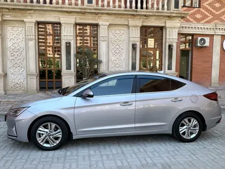 Hyundai Elantra 2020 года за 7 700 000 тг. в Актау – фото 4