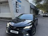 Toyota Camry 2019 годаүшін13 700 000 тг. в Алматы – фото 2