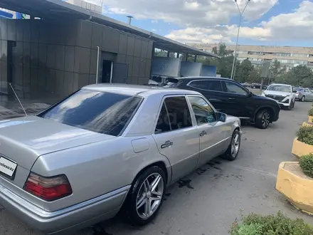 Mercedes-Benz E 280 1993 года за 5 000 000 тг. в Мерке – фото 6