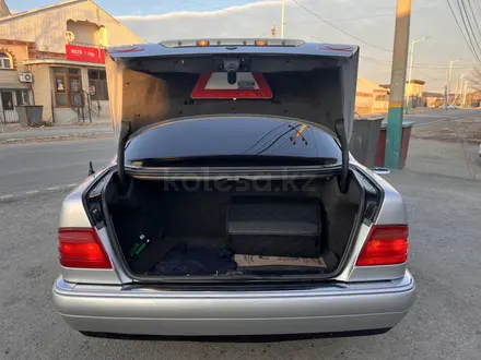 Mercedes-Benz E 280 1996 года за 3 200 000 тг. в Кызылорда – фото 7