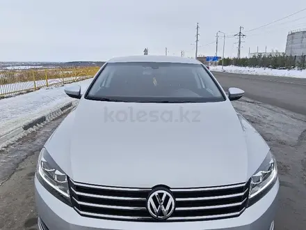 Volkswagen Passat 2014 года за 6 700 000 тг. в Костанай