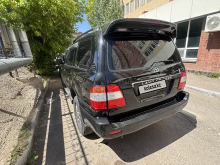 Toyota Land Cruiser 2004 года за 10 000 000 тг. в Астана – фото 2