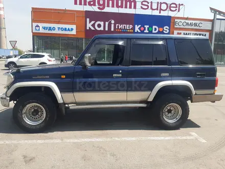 Toyota Land Cruiser Prado 1995 года за 4 700 000 тг. в Алматы – фото 65