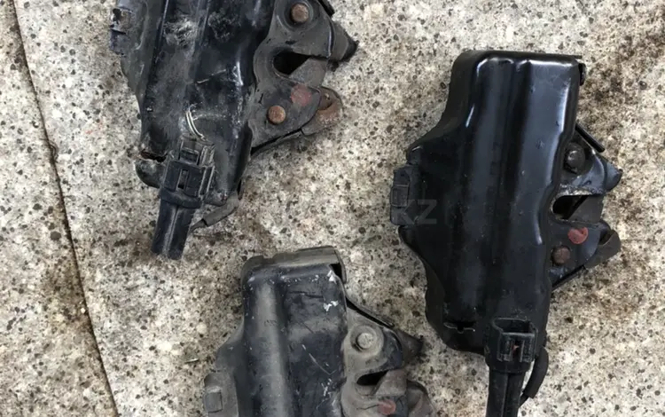 Ассалаумагалейкум замок на капот за 25 000 тг. в Астана