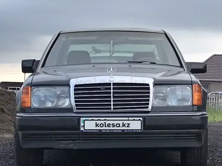 Mercedes-Benz E 230 1990 года за 2 200 000 тг. в Кокшетау – фото 6