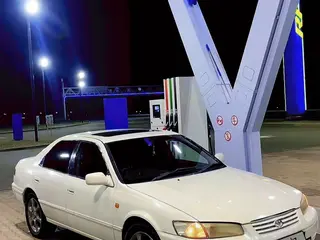 Toyota Camry, 1997