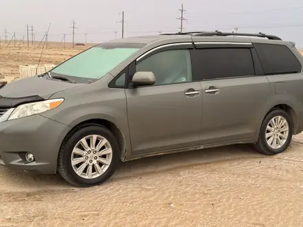 Toyota Sienna 2013 года за 13 500 000 тг. в Актобе – фото 3