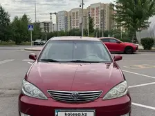 Toyota Camry, 2004