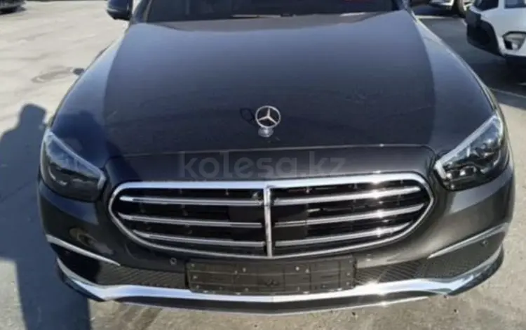 Подиум под номер Mercedes w213 за 100 000 тг. в Алматы