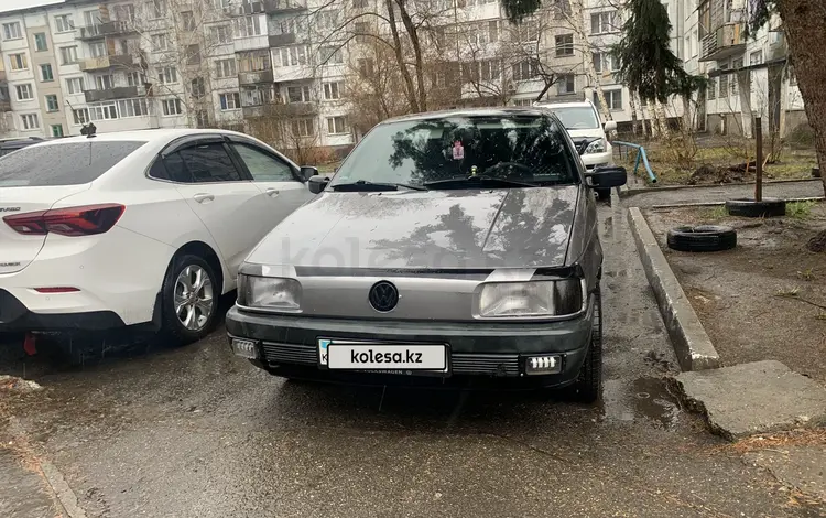 Volkswagen Passat 1990 года за 1 000 000 тг. в Усть-Каменогорск