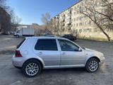 Volkswagen Golf 2001 года за 2 100 000 тг. в Семей – фото 3