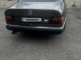 Mercedes-Benz E 230 1990 года за 1 500 000 тг. в Жаркент – фото 4