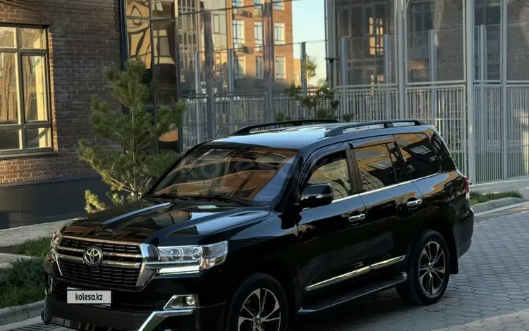 Toyota Land Cruiser 2011 года за 22 000 000 тг. в Шымкент