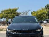 Kia K5 2021 года за 13 000 000 тг. в Актау – фото 2