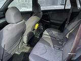 Toyota RAV4 2007 годаfor7 100 000 тг. в Актобе – фото 5