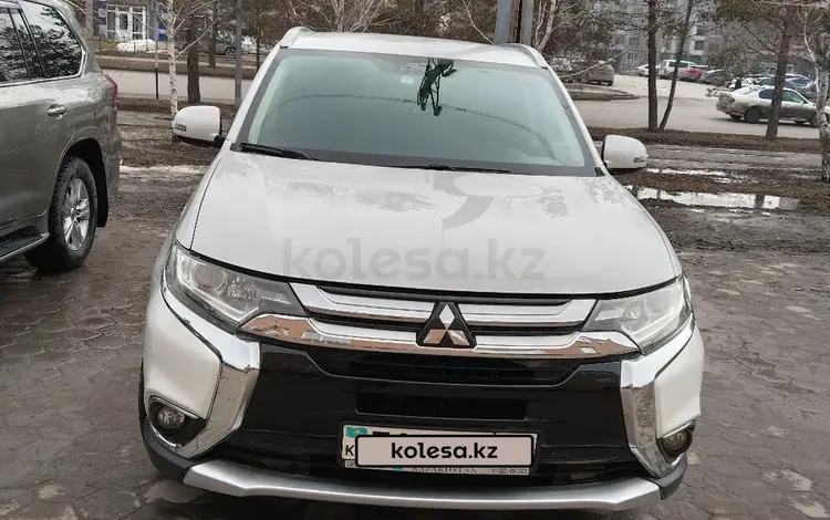 Mitsubishi Outlander 2017 годаfor10 200 000 тг. в Костанай