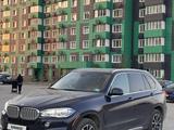 BMW X5 2018 года за 18 000 000 тг. в Алматы – фото 2