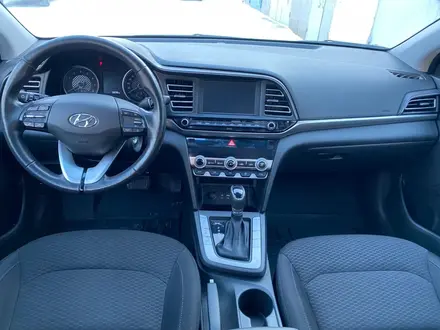 Hyundai Elantra 2019 года за 10 800 000 тг. в Уральск