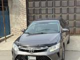 Toyota Camry 2015 годаfor11 700 000 тг. в Шымкент – фото 2