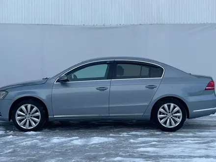 Volkswagen Passat 2012 года за 3 960 000 тг. в Уральск – фото 8