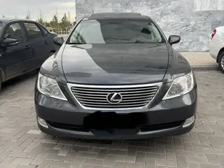 Lexus LS 460