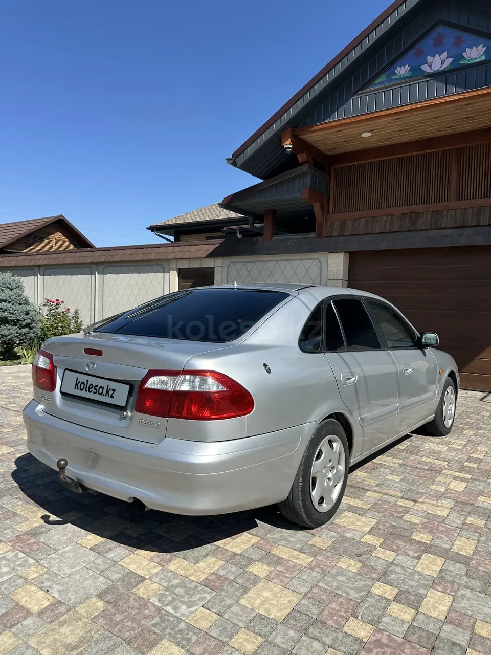 Mazda 626, 2001