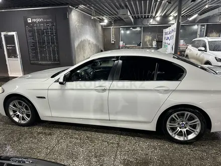 BMW 528 2014 года за 13 000 000 тг. в Караганда – фото 2