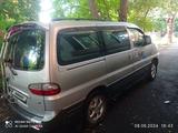 Hyundai Starex 2004 годаүшін8 000 000 тг. в Шымкент – фото 2