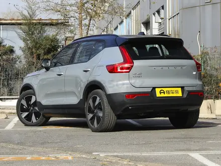 Volvo XC40 2024 года за 18 100 000 тг. в Алматы – фото 5