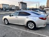 Lexus ES 300h 2013 годаүшін12 500 000 тг. в Актау – фото 3