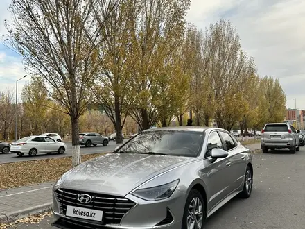 Hyundai Sonata 2020 года за 10 700 000 тг. в Астана